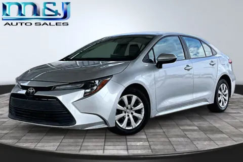 Silver 2023 Toyota Corolla LE for sale in Jacksonville, FL