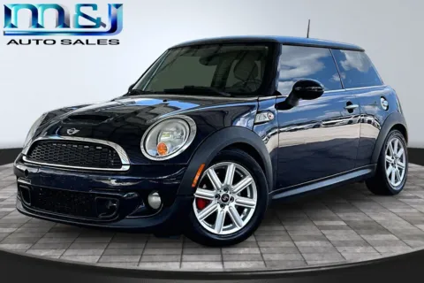 Blue 2013 MINI Hardtop Cooper S for sale in Jacksonville, FL