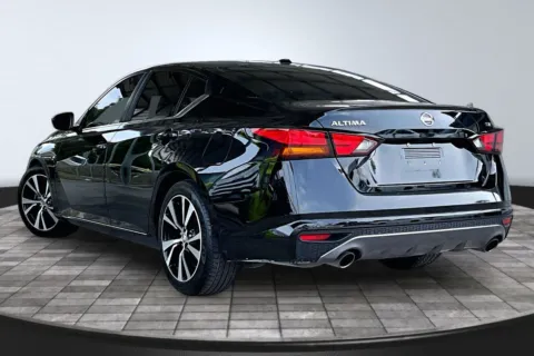 More photos of 2020 Nissan Altima 2.5 SR at M&J Auto Sales and Service, FL