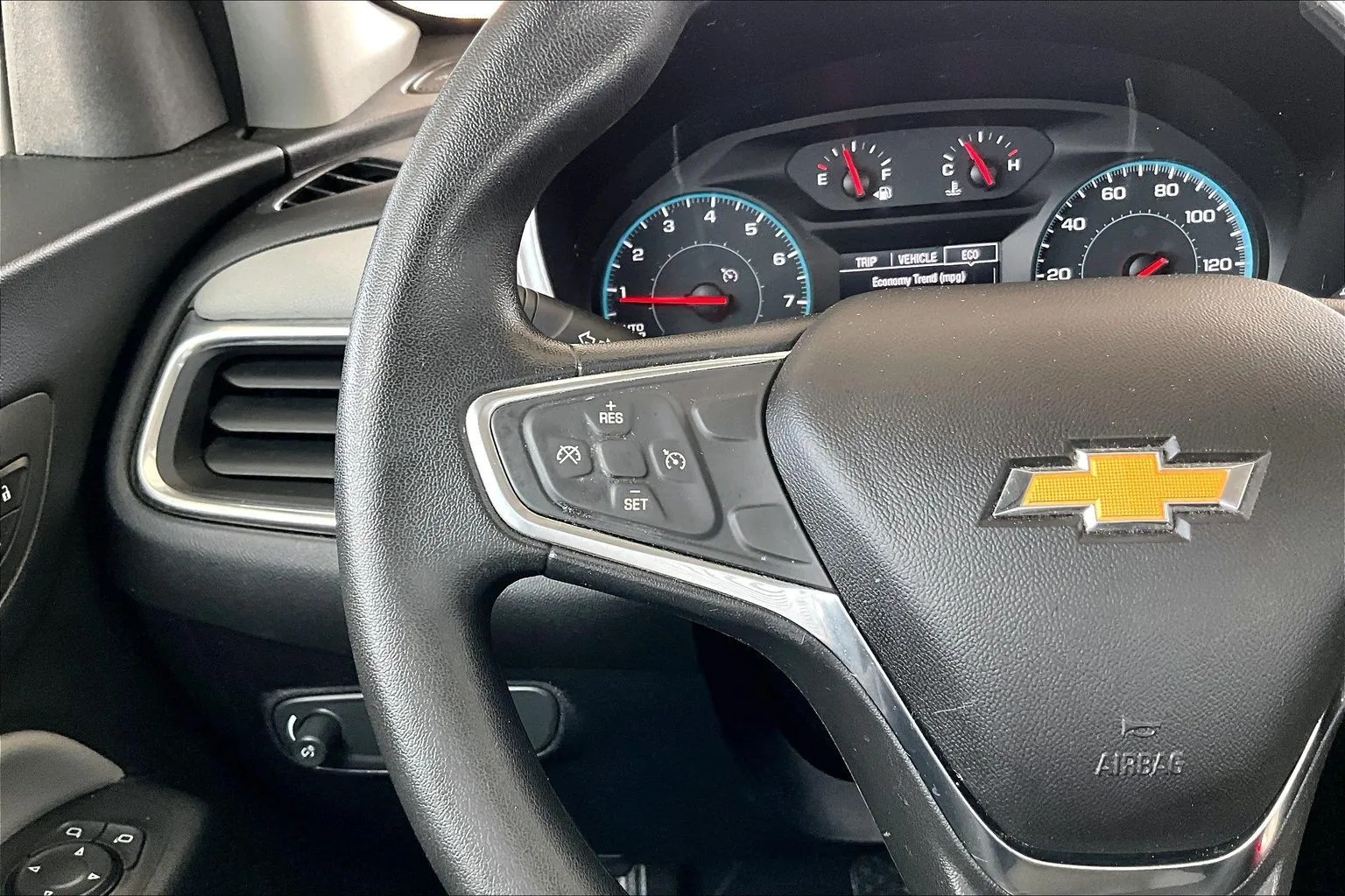 Chevrolet Equinox photo 10