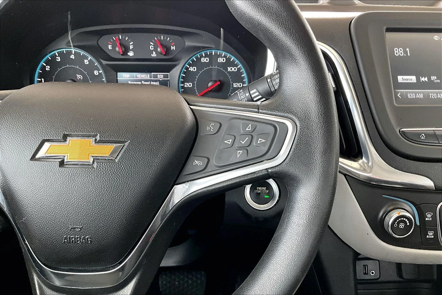 Chevrolet Equinox photo 11