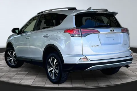More photos of 2018 Toyota RAV4 at M&J Auto Sales and Service, FL