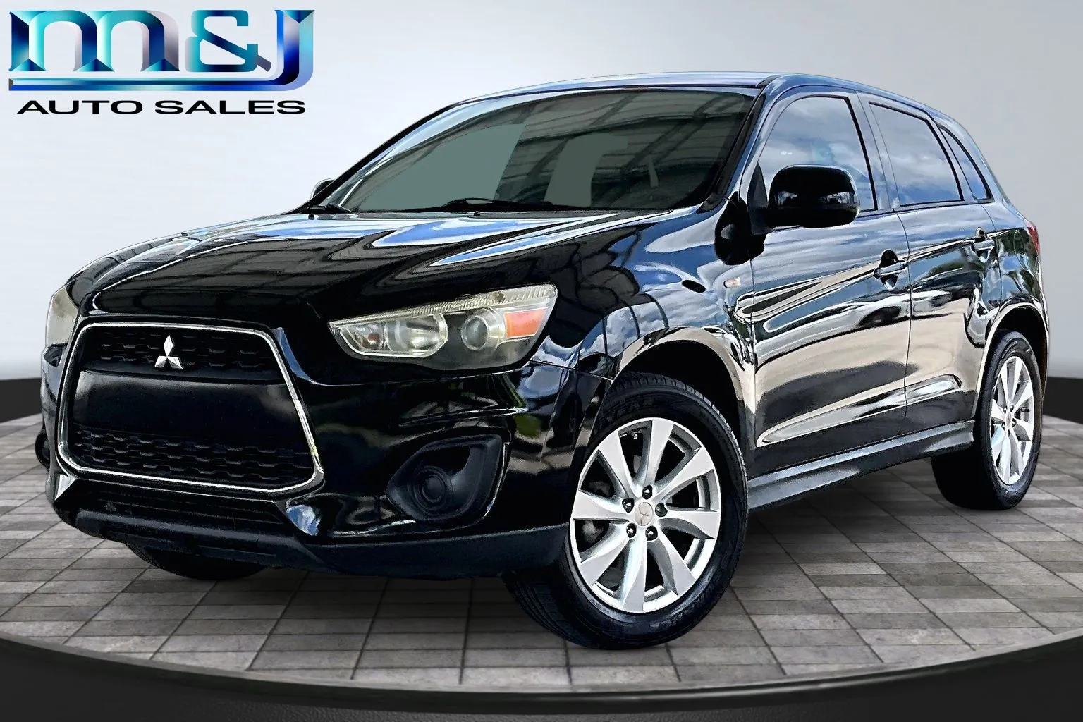 2014 Mitsubishi Outlander Sport 2.0 ES 2WD 5MT's photo