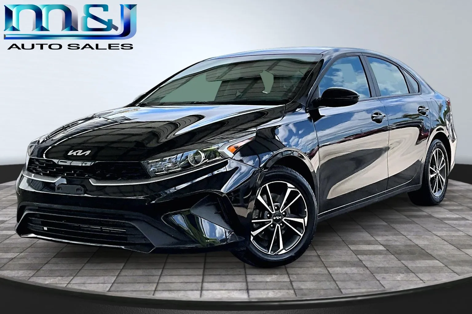 2023 Kia Forte LXS AT's photo