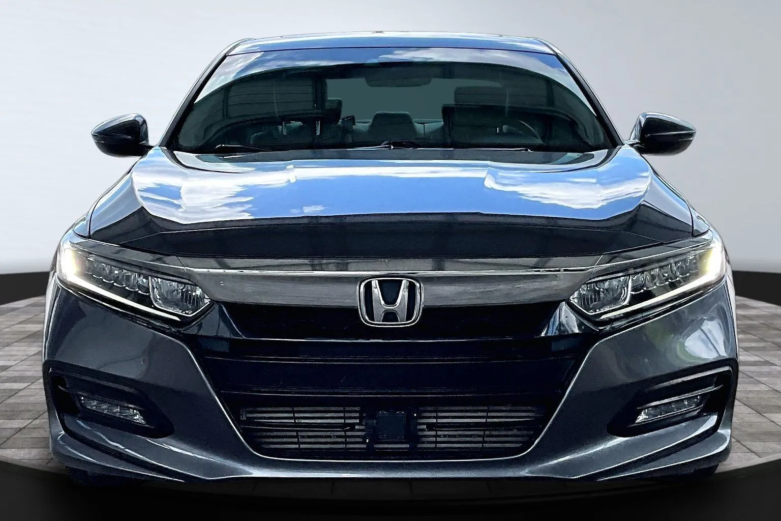 Honda Accord photo 2