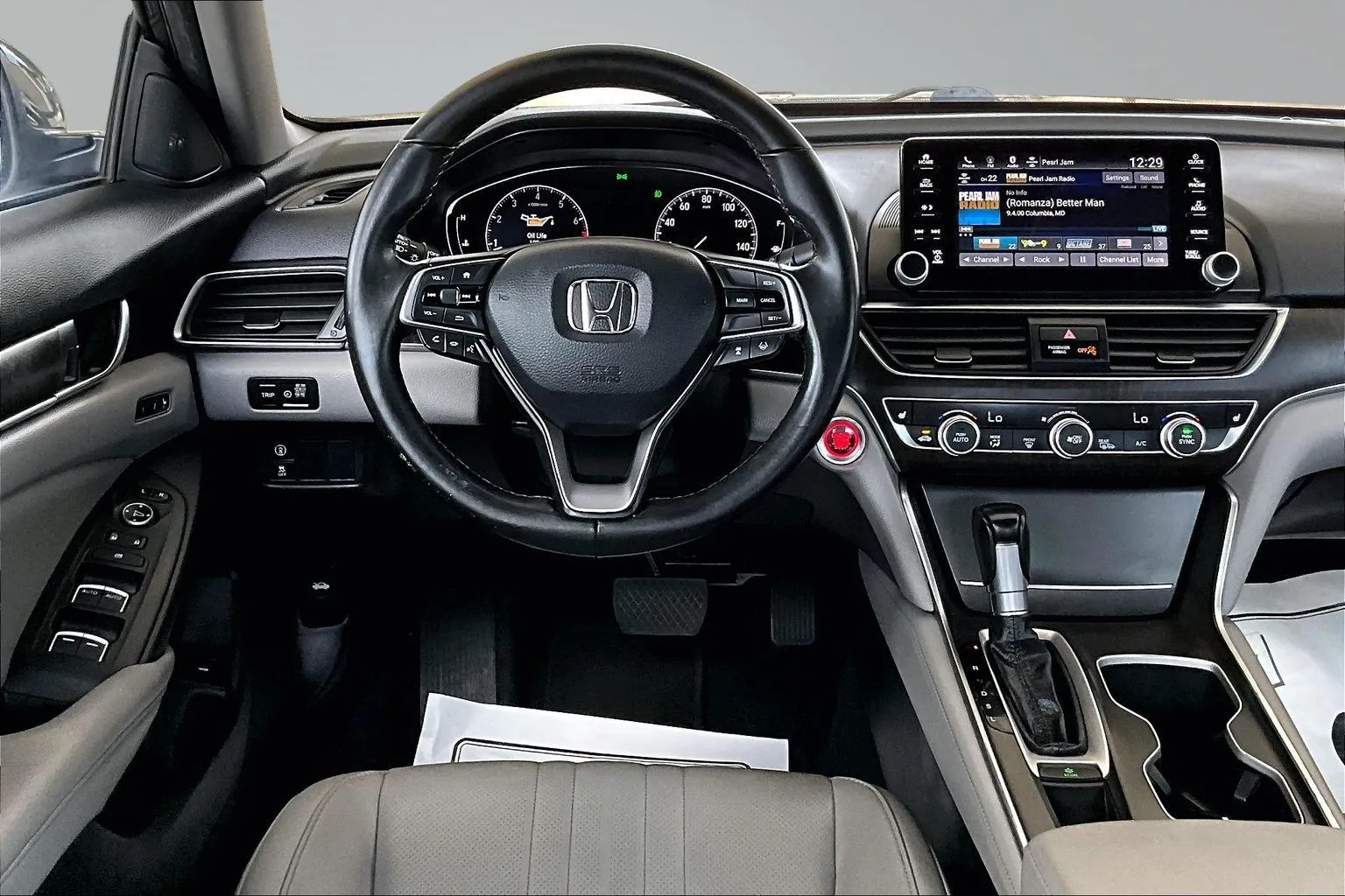 Honda Accord photo 8