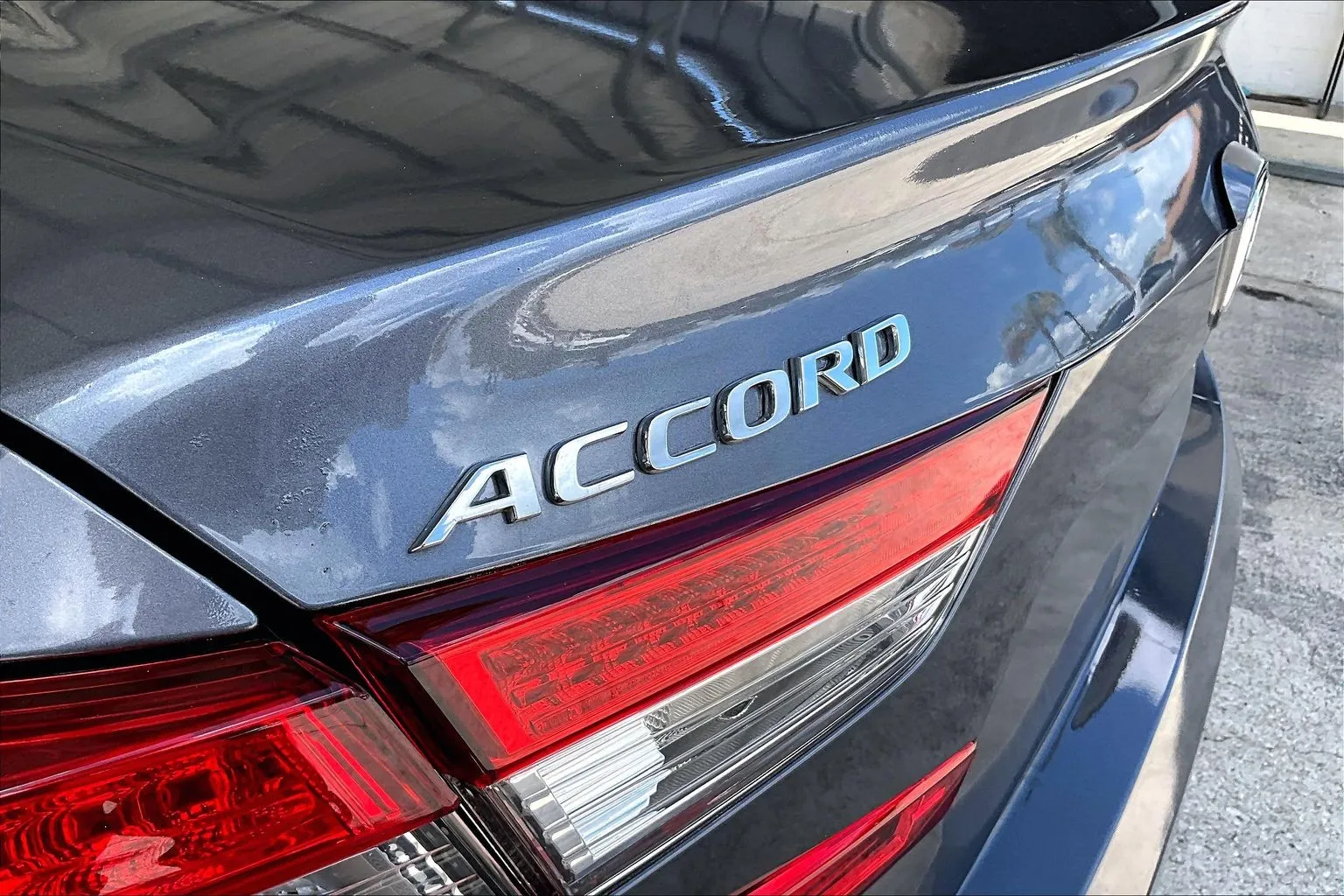 Honda Accord photo 21