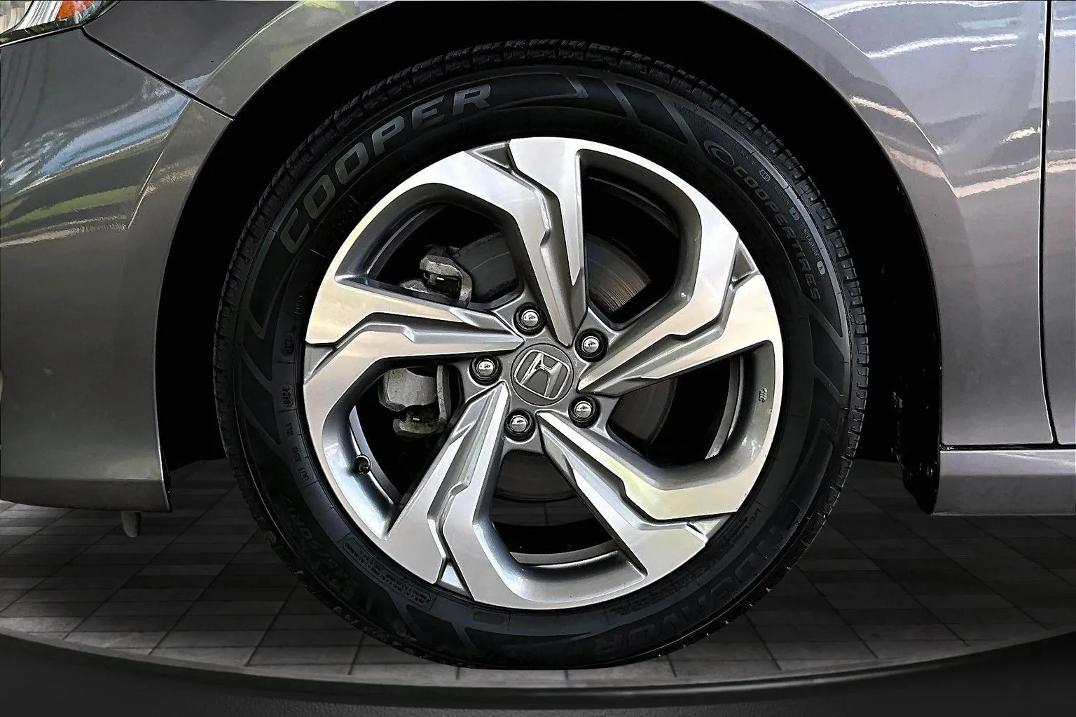 Honda Accord photo 31