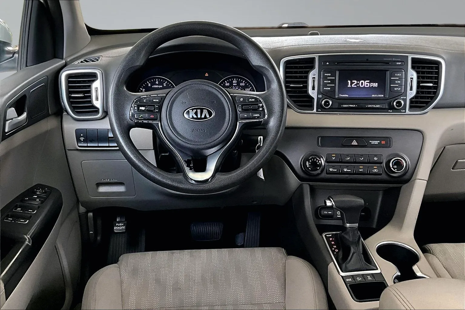 Kia Sportage photo 8