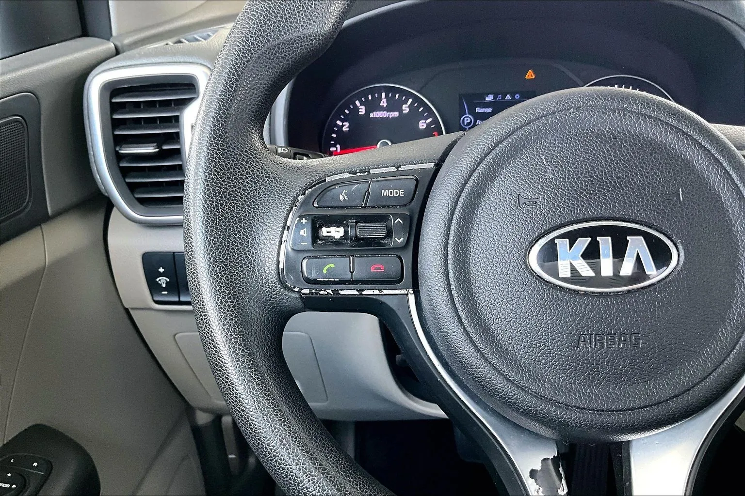 Kia Sportage photo 10