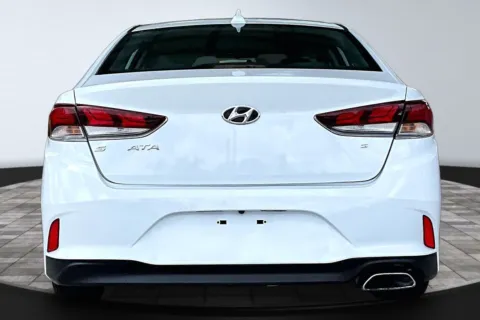 More photos of 2018 Hyundai SONATA SE at M&J Auto Sales and Service, FL