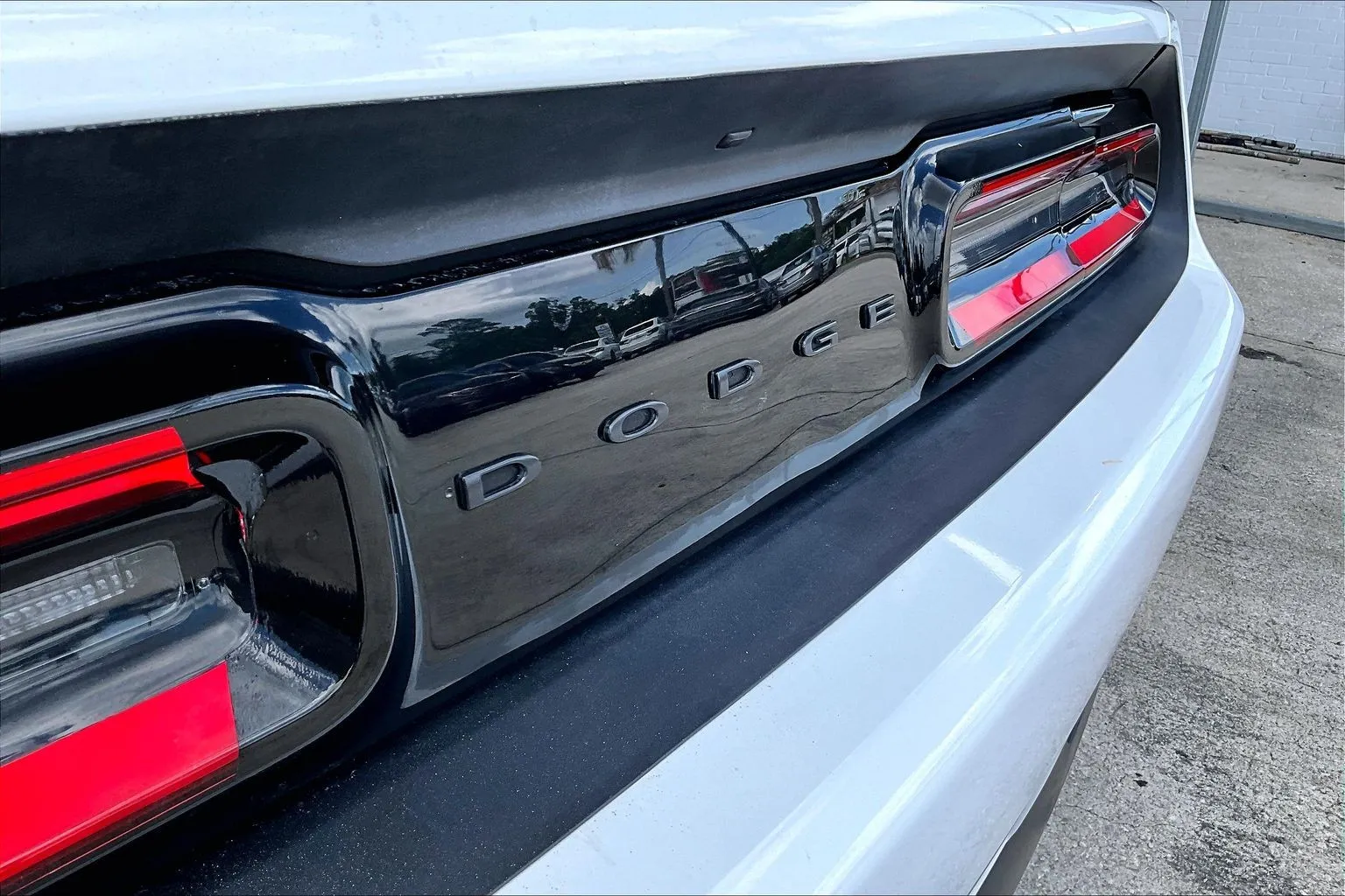 Dodge Challenger photo 21