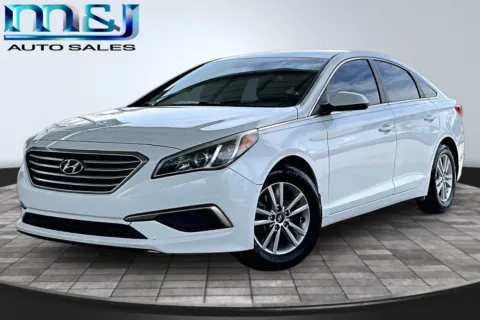 White 2017 Hyundai SONATA for sale in Jacksonville, FL