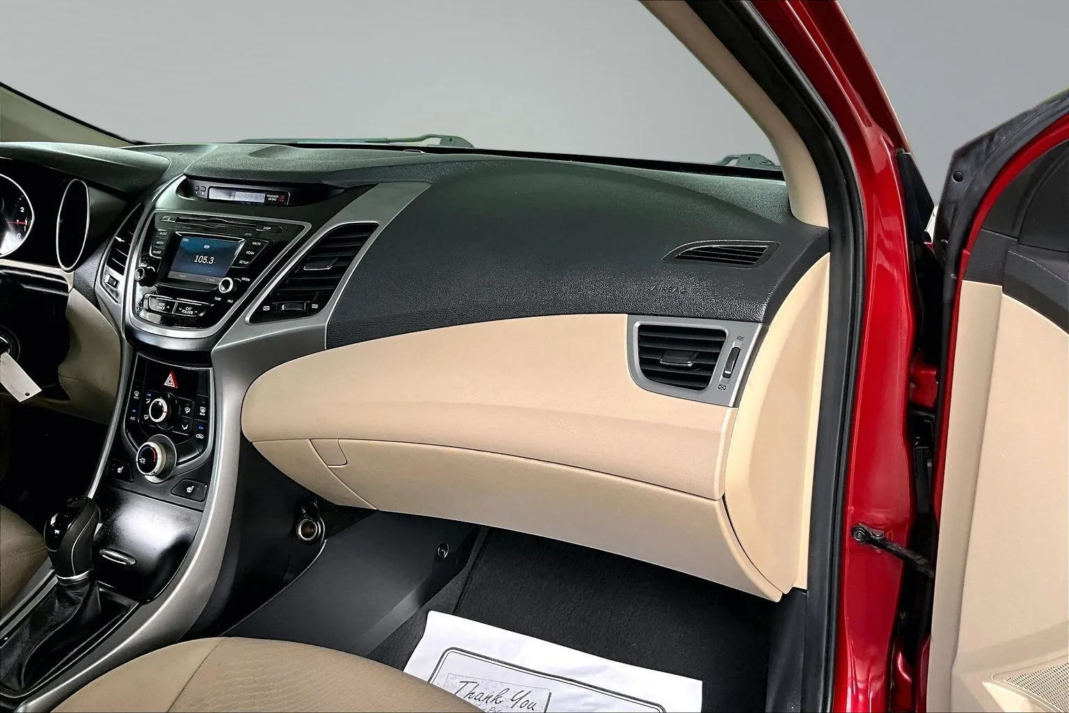 Hyundai Elantra photo 23