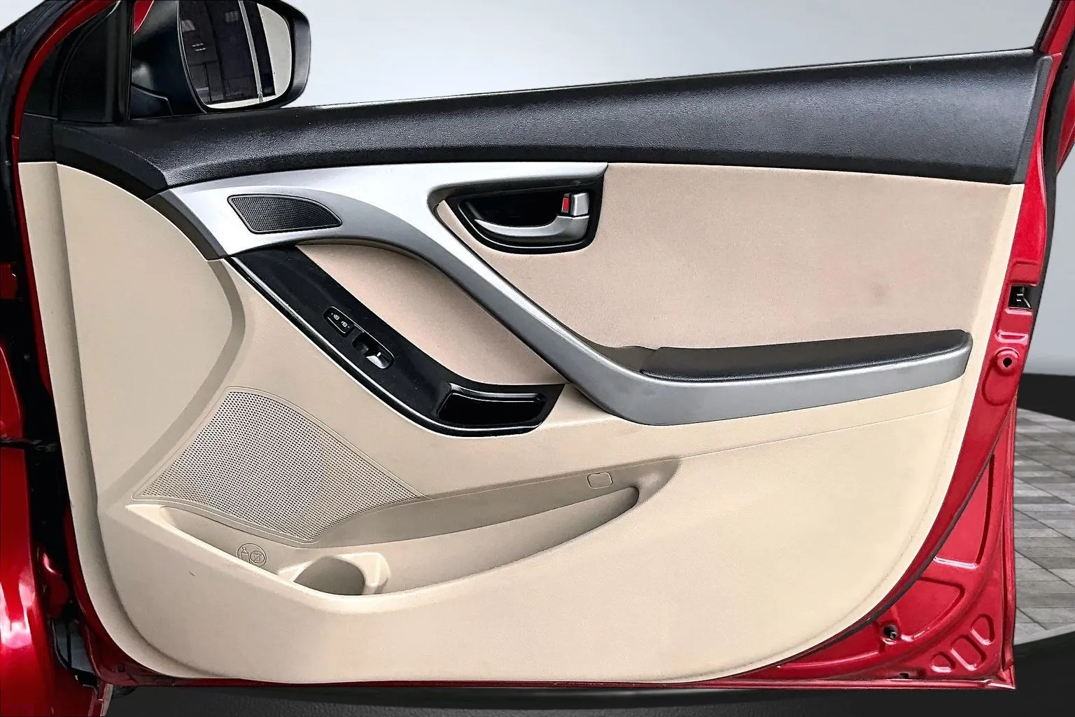 Hyundai Elantra photo 24