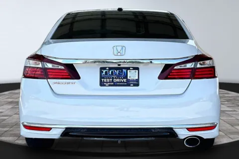 More photos of 2016 Honda Accord EX-L at M&J Auto Sales and Service, FL