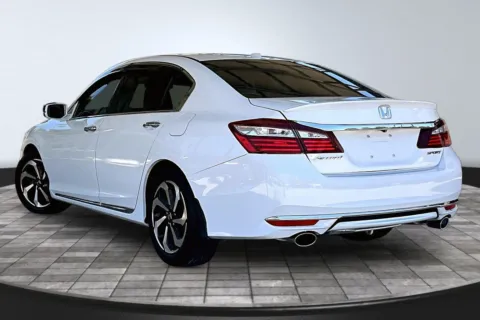 More photos of 2016 Honda Accord EX-L V6 w/Navi w/Honda Sensing at M&J Auto Sales and Service, FL