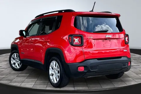 More photos of 2015 Jeep Renegade Latitude at M&J Auto Sales and Service, FL