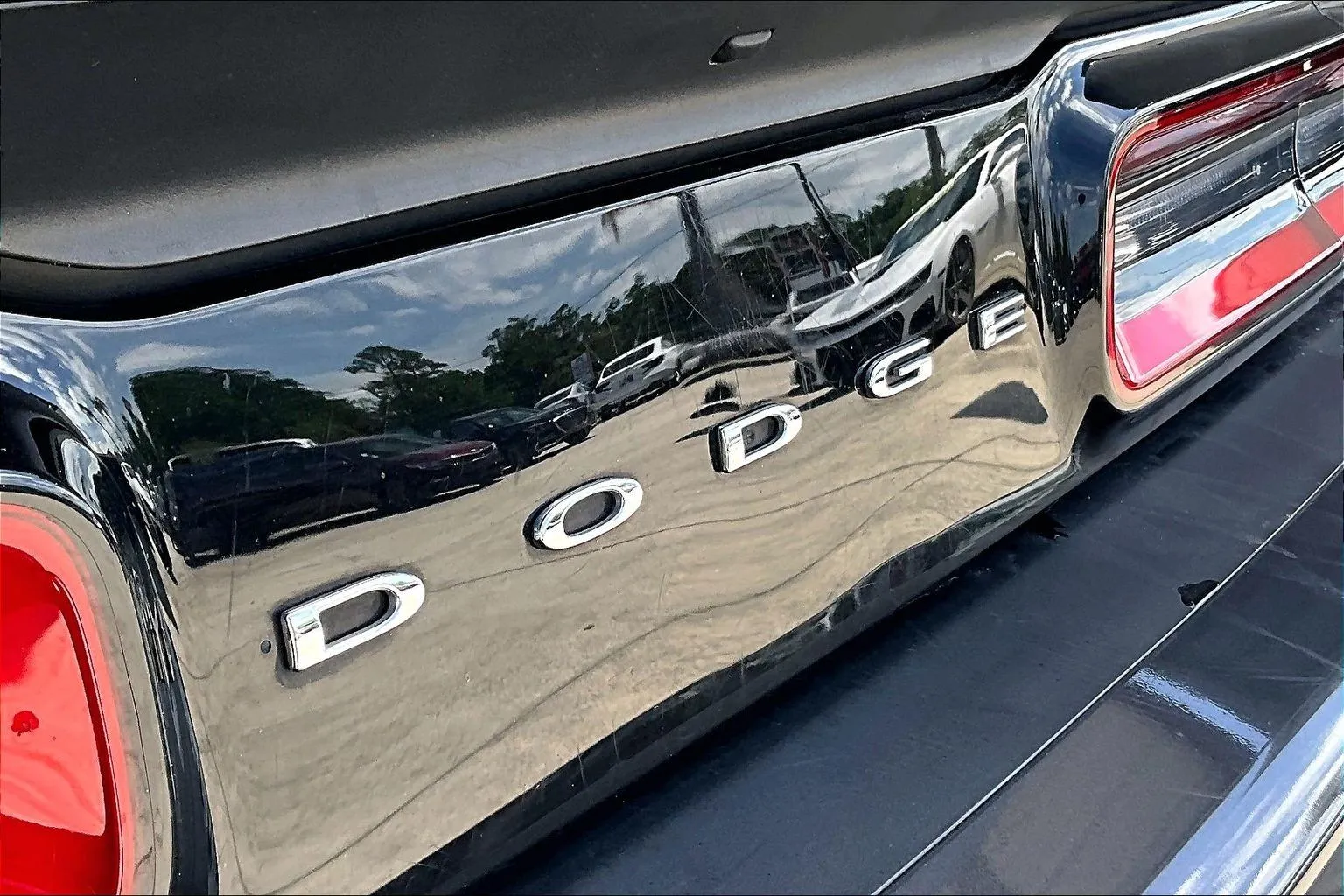 Dodge Challenger photo 21