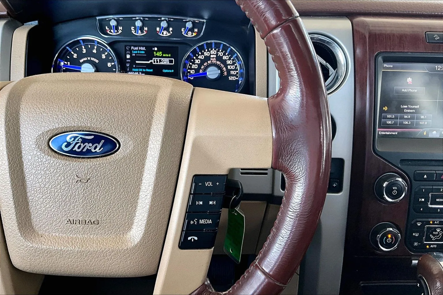 Ford F-150 photo 12