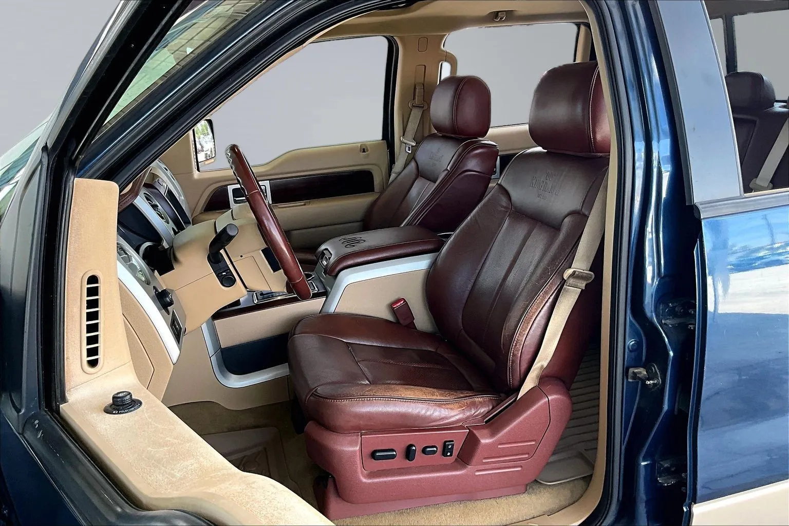 Ford F-150 photo 19
