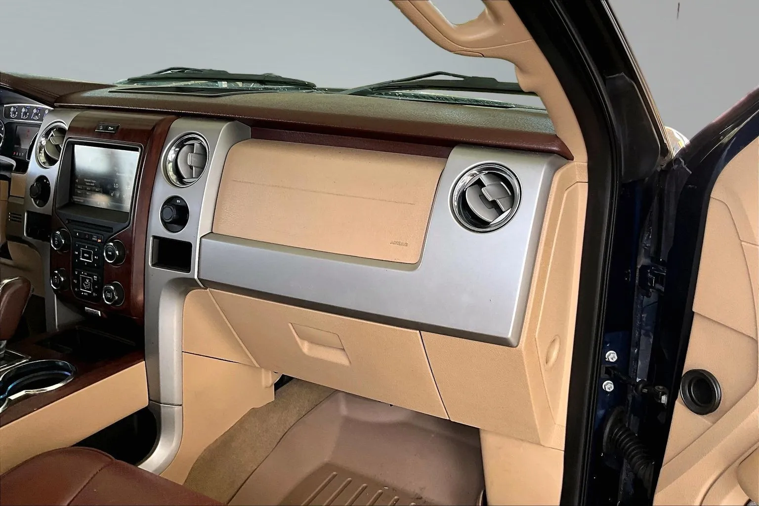 Ford F-150 photo 24