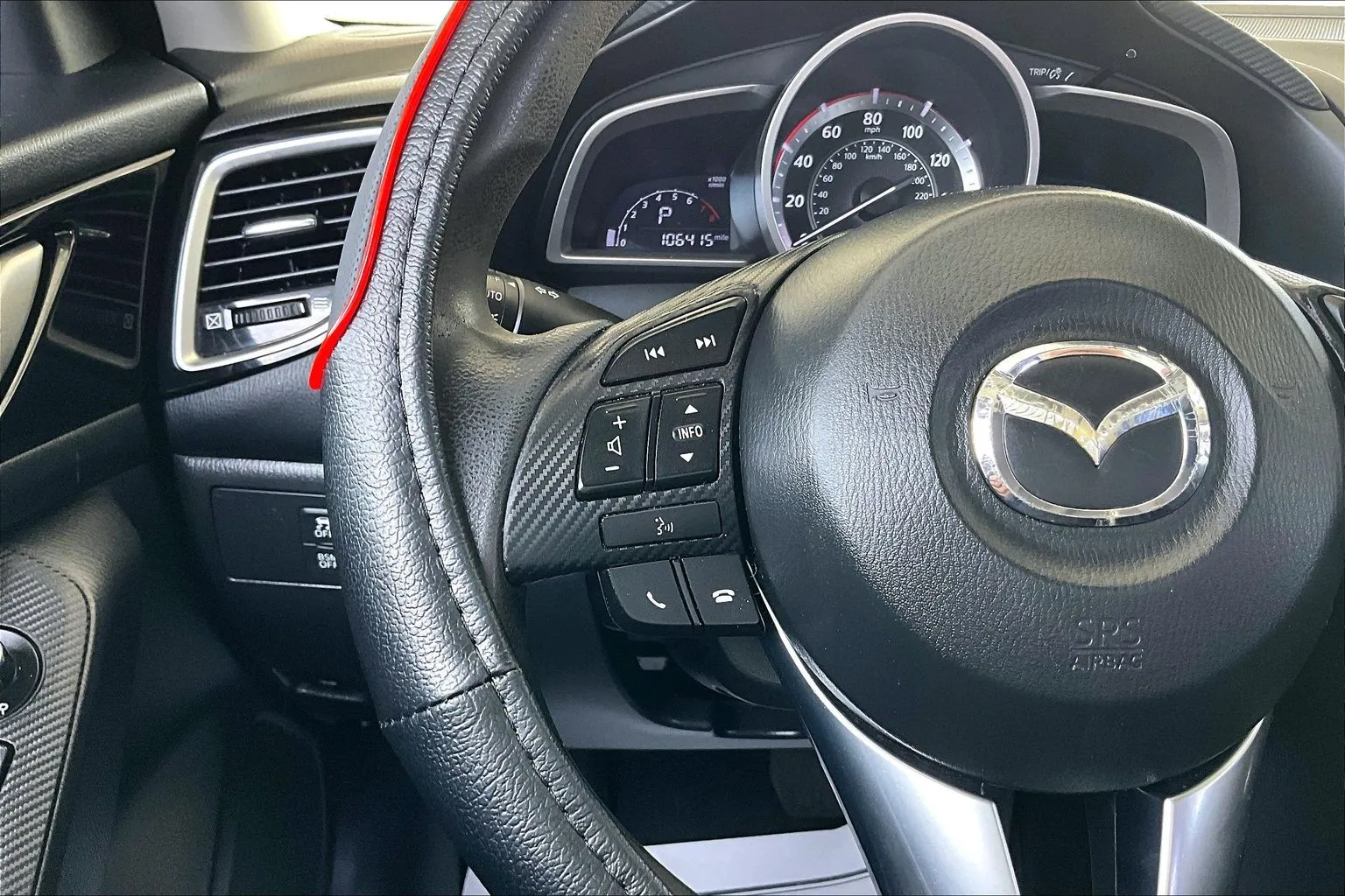 Mazda Mazda3 photo 10