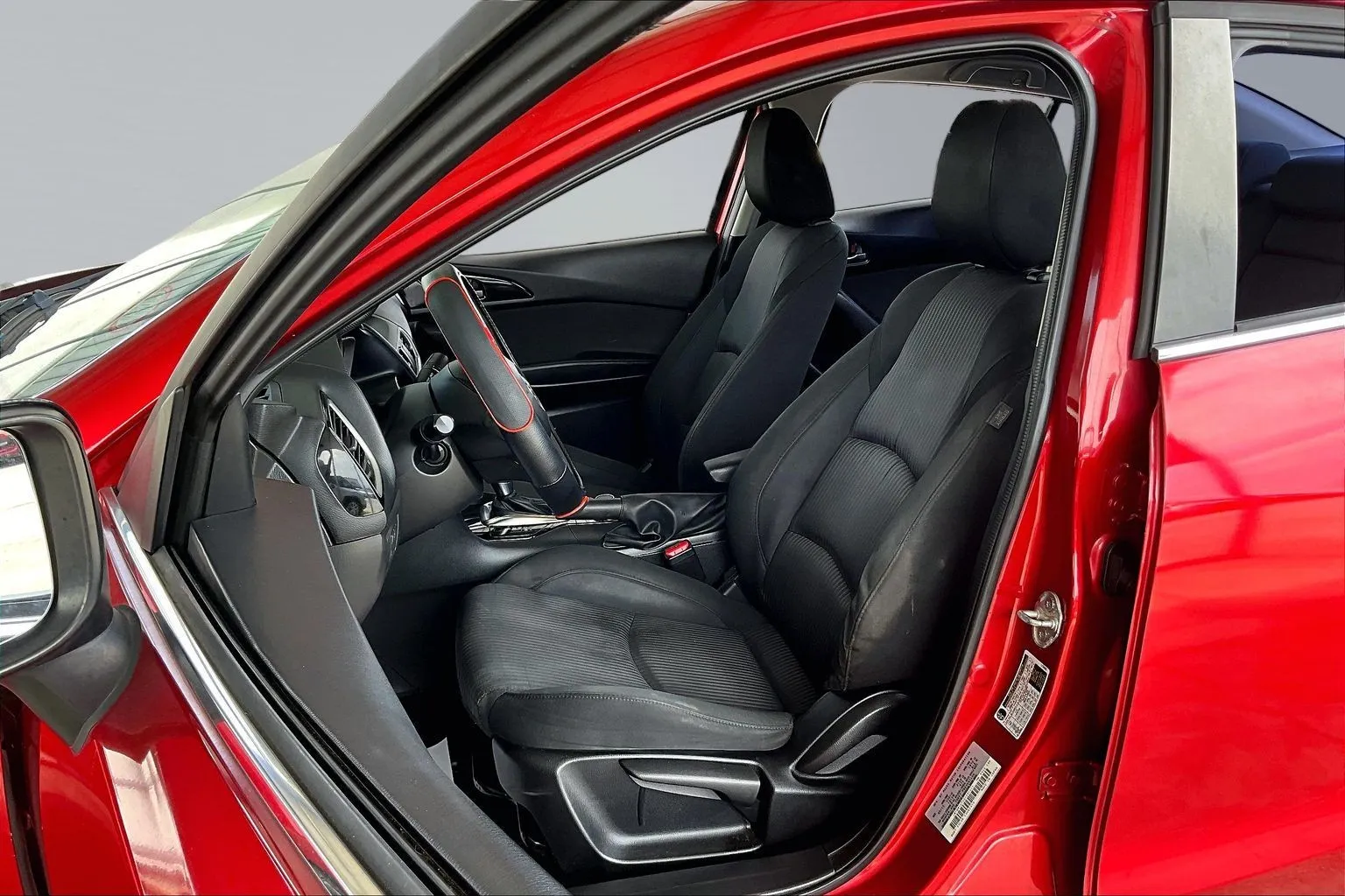 Mazda Mazda3 photo 18