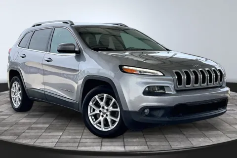Another view of 2016 Jeep Cherokee for sale in Jacksonville, FL at M&J Auto Sales and Service