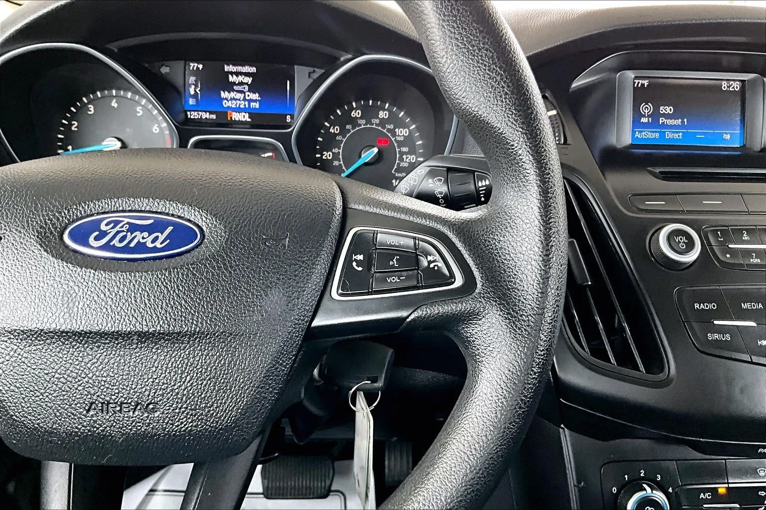 Ford Focus photo 11