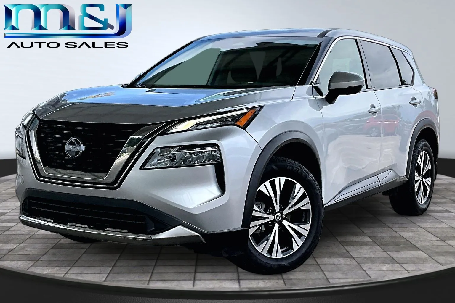 Silver 2021 Nissan Rogue SV for sale in Jacksonville, FL