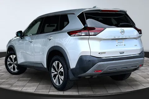 More photos of 2021 Nissan Rogue SV at M&J Auto Sales and Service, FL