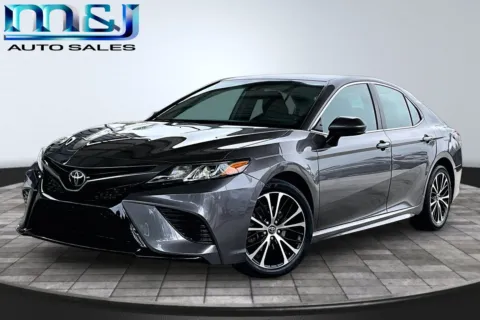 Gray 2020 Toyota Camry for sale in Jacksonville, FL