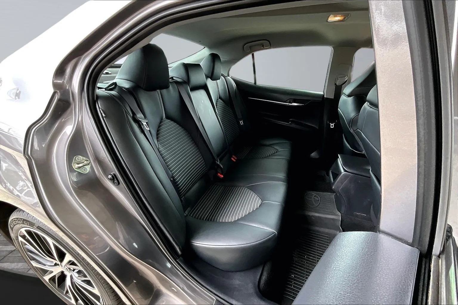 Toyota Camry photo 22