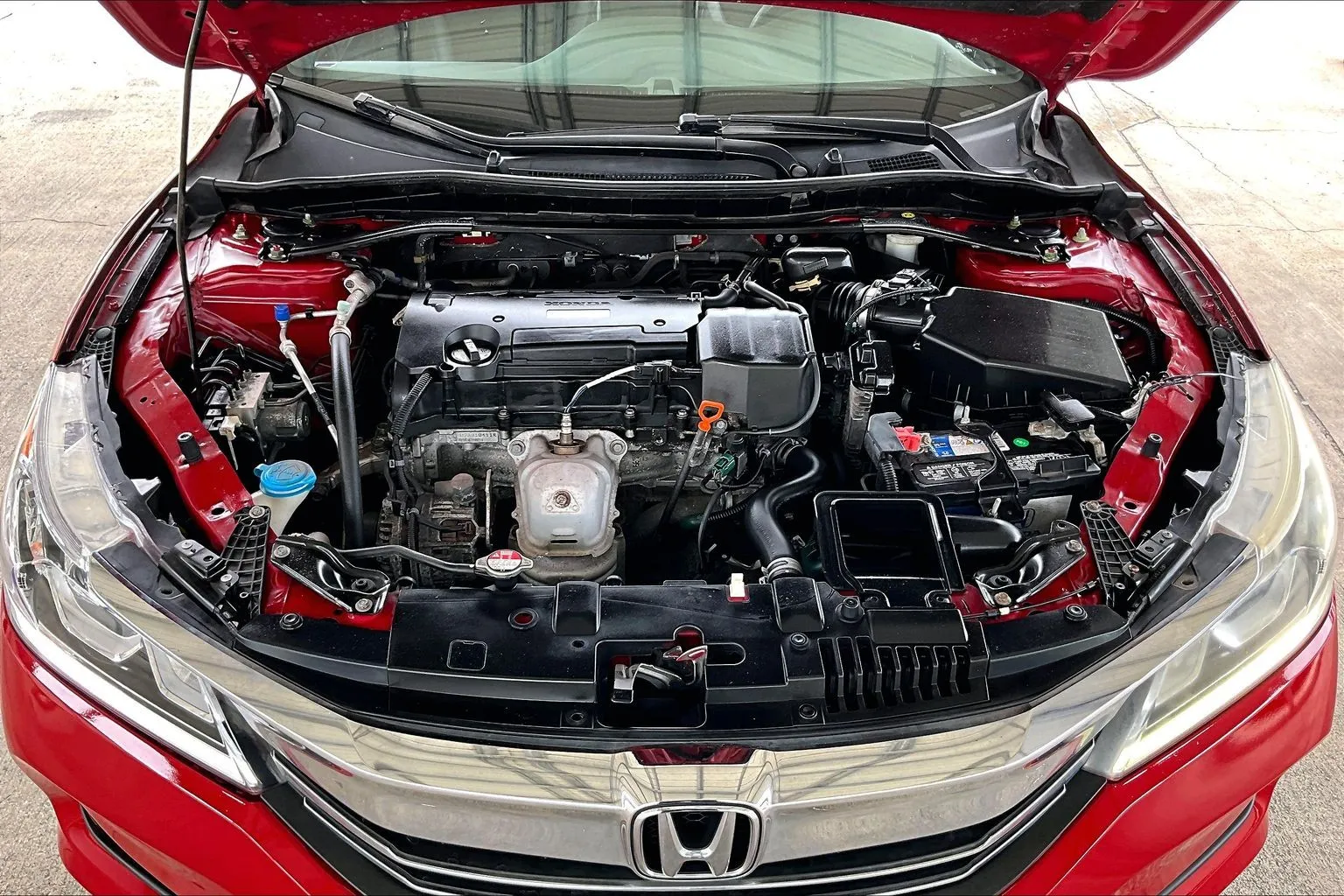 Honda Accord photo 26