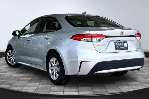 More photos of 2021 Toyota Corolla LE at M&J Auto Sales and Service, FL