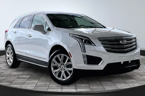 Another view of 2019 Cadillac XT5 Luxury for sale in Jacksonville, FL at M&J Auto Sales and Service