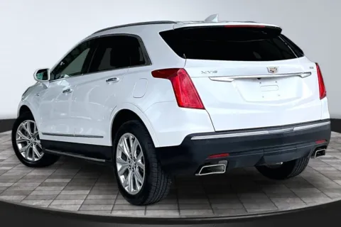 More photos of 2019 Cadillac XT5 Luxury at M&J Auto Sales and Service, FL