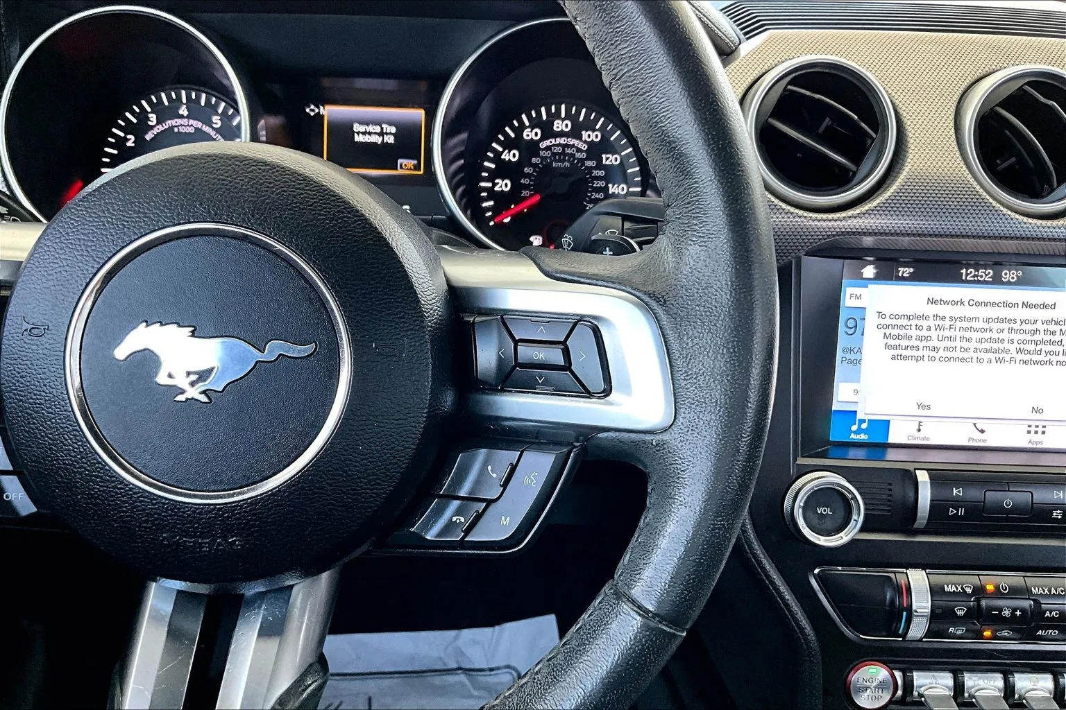 Ford Mustang photo 11