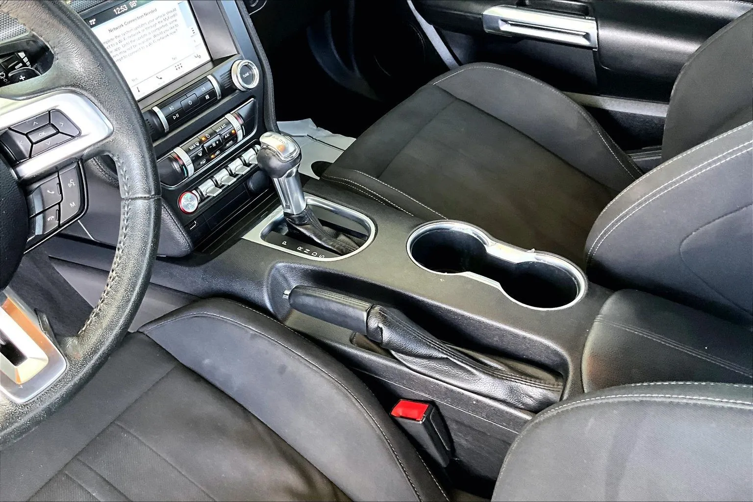 Ford Mustang photo 15