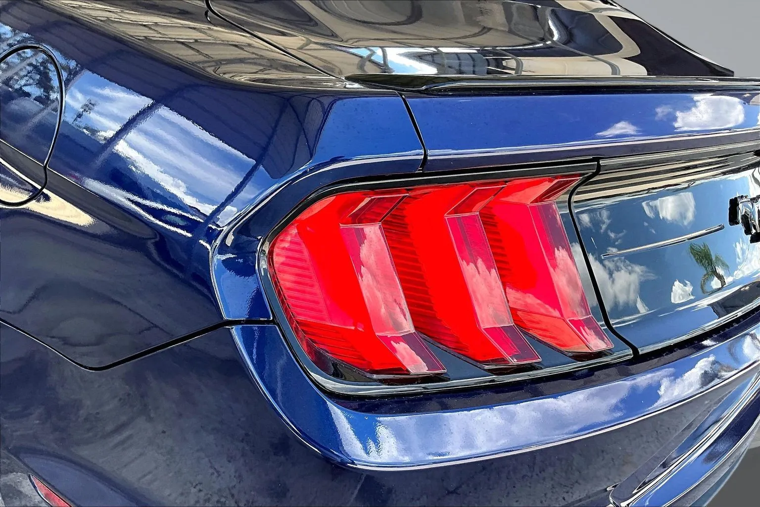 Ford Mustang photo 20