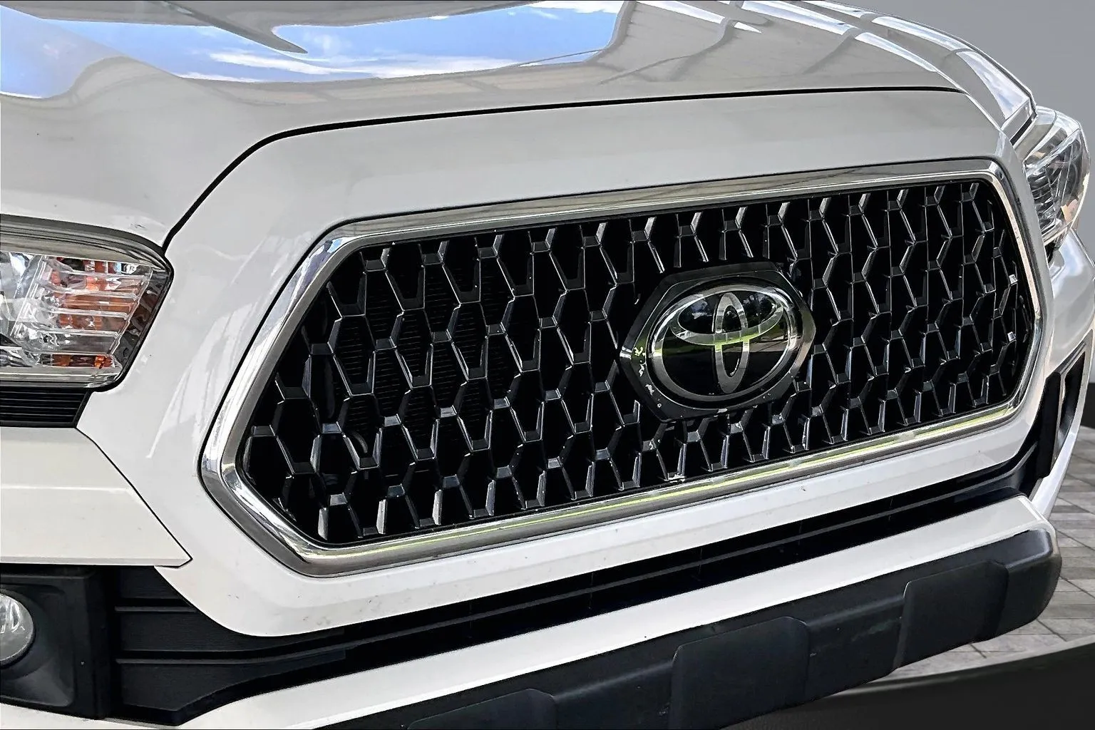 Toyota Tacoma photo 30