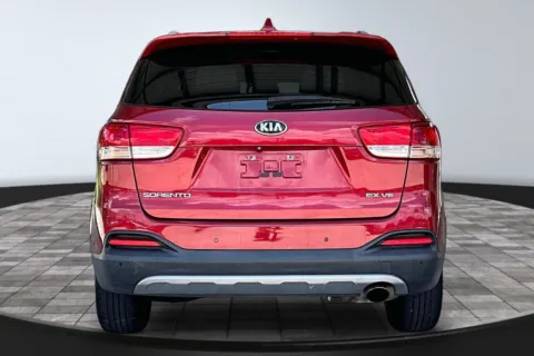 More photos of 2016 Kia Sorento EX V6 at M&J Auto Sales and Service, FL