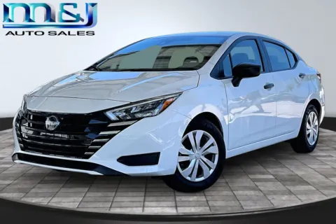 White 2025 Nissan Versa S for sale in Jacksonville, FL