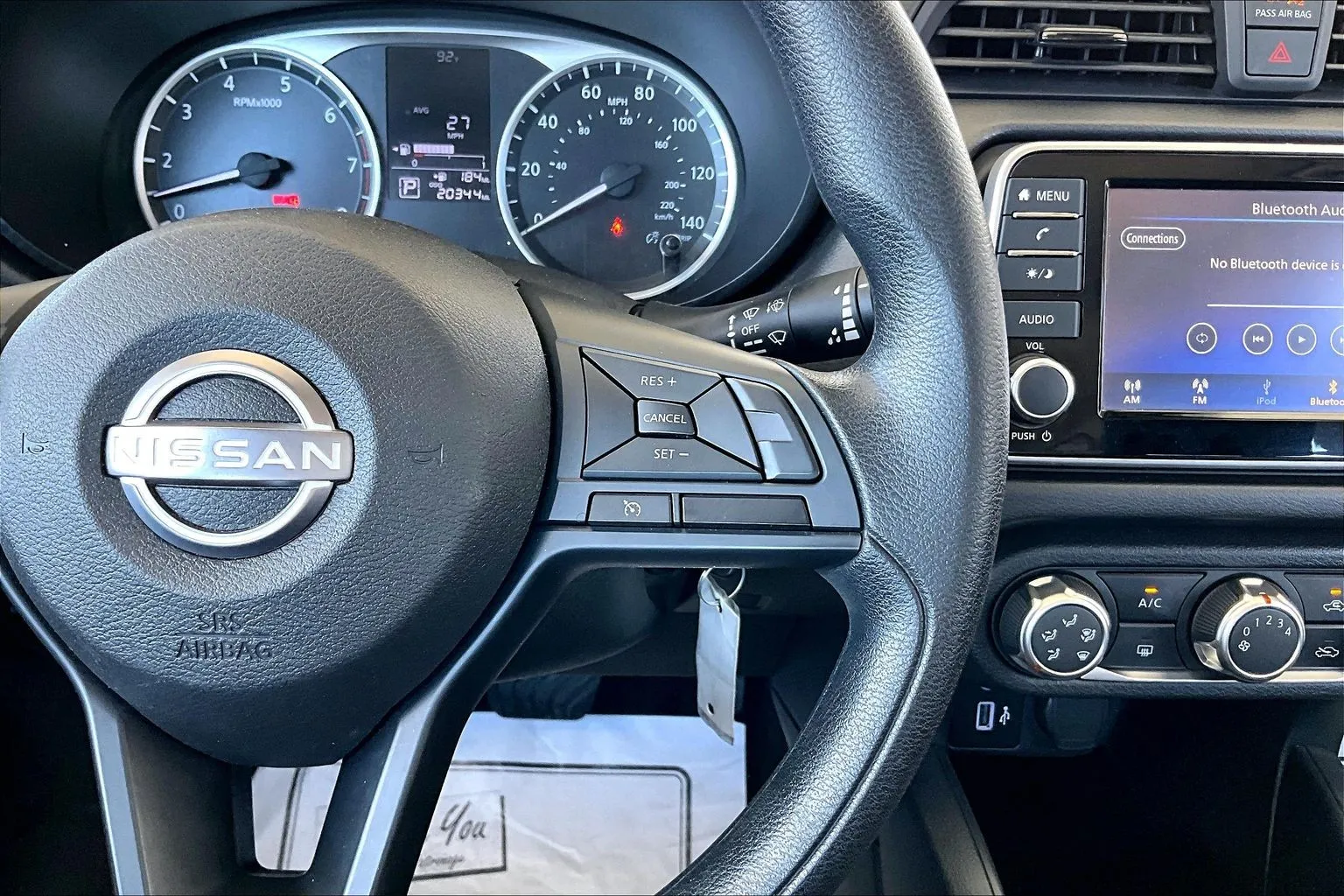 Nissan Versa photo 11