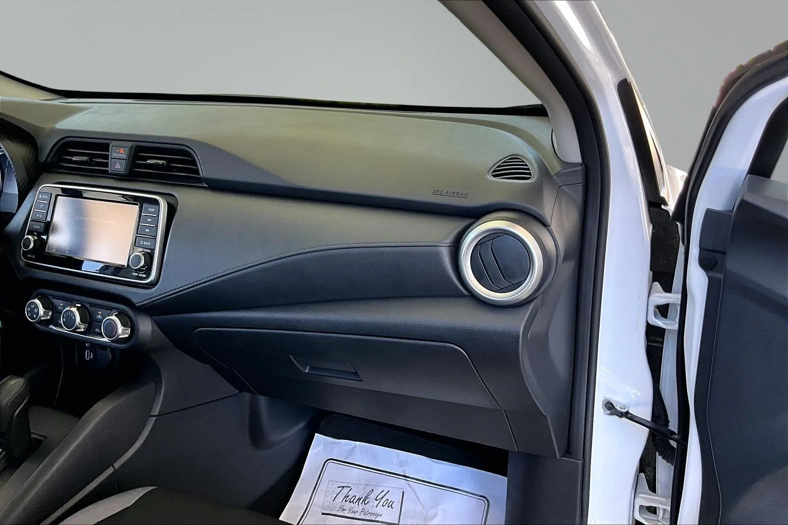 Nissan Versa photo 23
