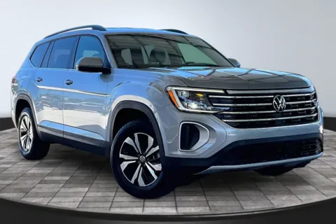 Another view of 2024 Volkswagen Atlas SE 4Motion for sale in Jacksonville, FL at M&J Auto Sales and Service