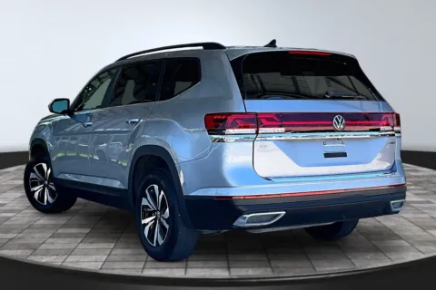 More photos of 2024 Volkswagen Atlas SE 4Motion at M&J Auto Sales and Service, FL
