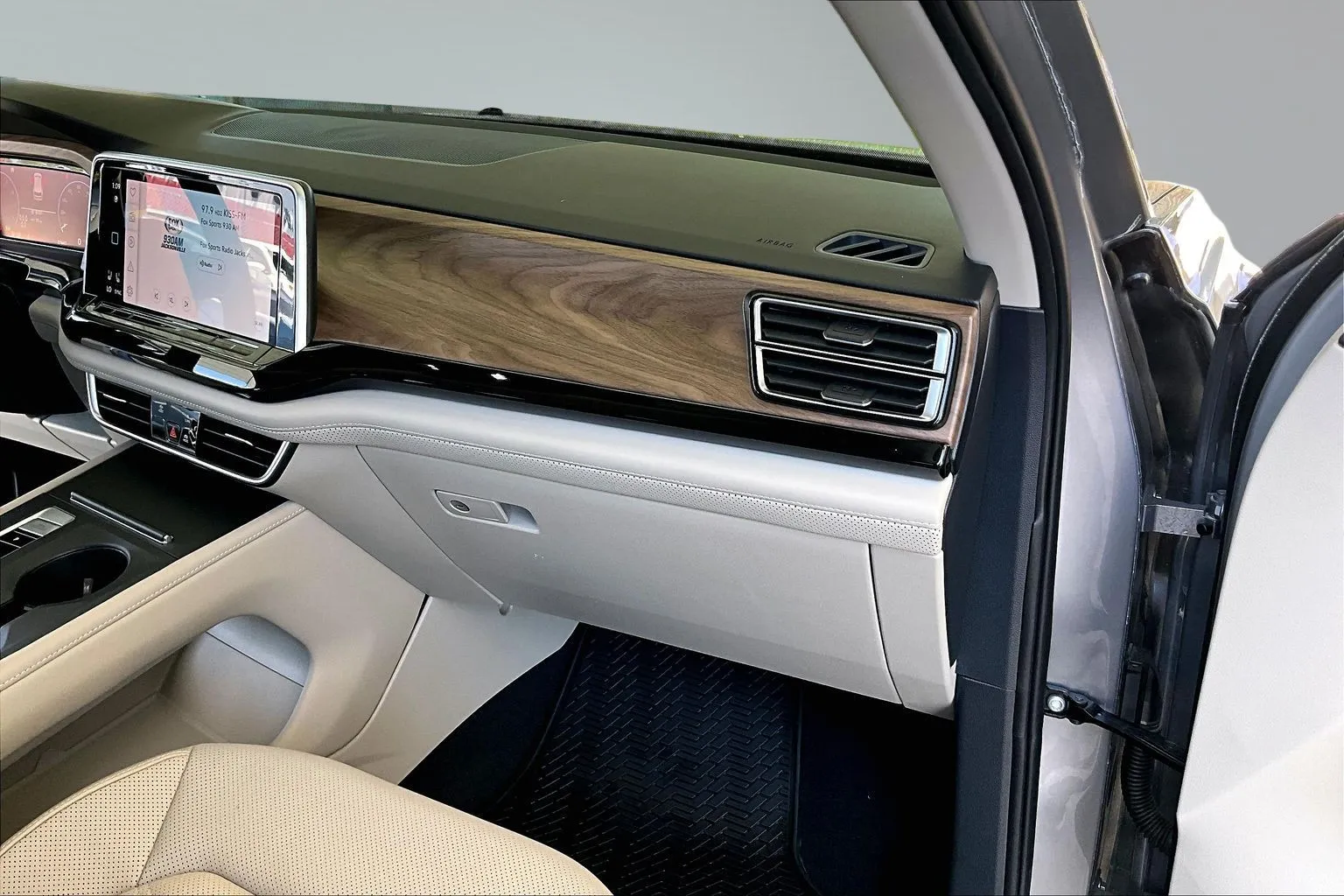 Volkswagen Atlas photo 24