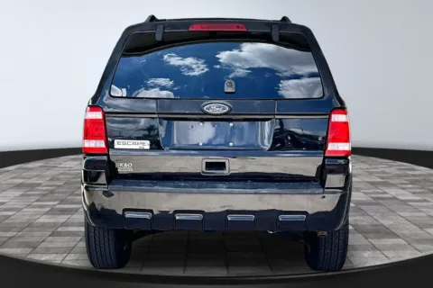More photos of 2010 Ford Escape Limited at M&J Auto Sales and Service, FL